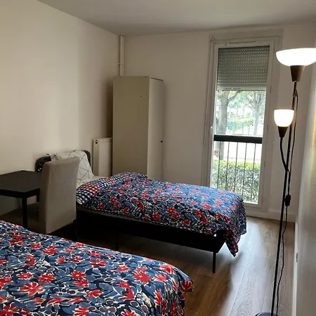 Hotel Single Bed Number 2 In A 2 Bed Near Paris Argenteuil